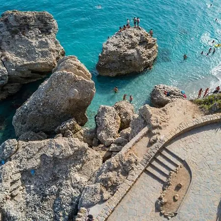 Capistrano Village Apartamento Nerja